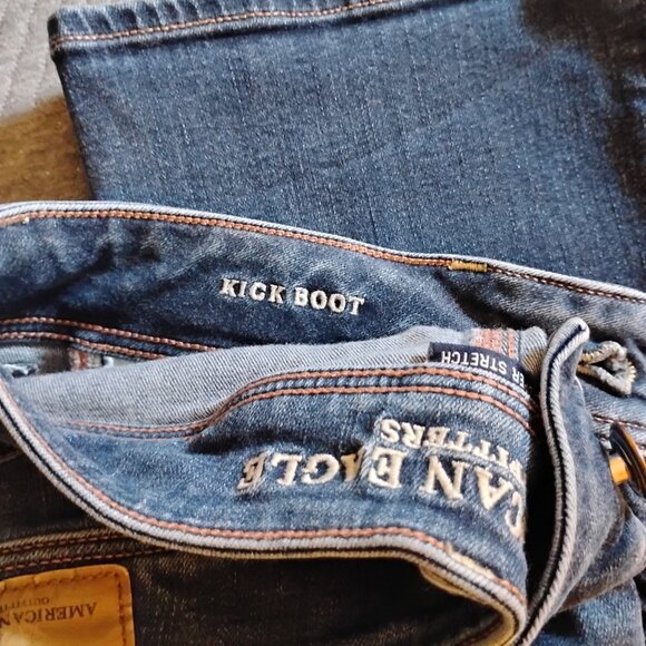American Eagle Super Stretch Kick Boot Jeans - Picture 4 of 5